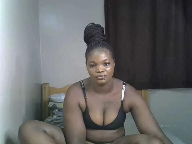 Afriqquen on BongaCams