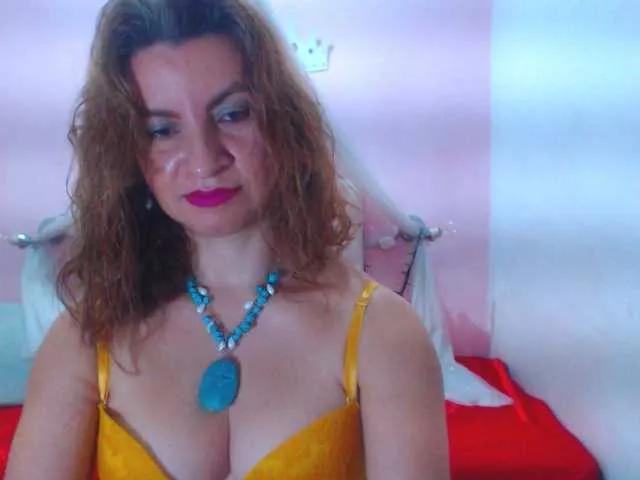AliceMiller13 on BongaCams 