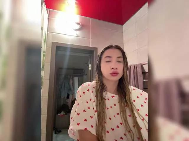 alizii on BongaCams
