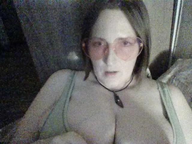 AllaSowinskaya on BongaCams