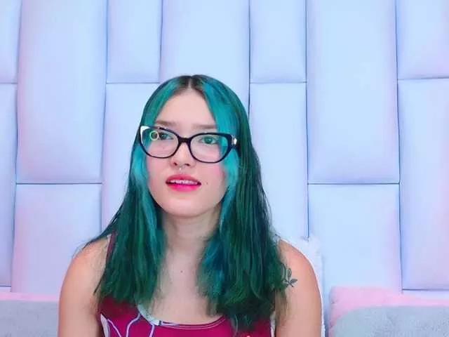 AlliciaKim on BongaCams 