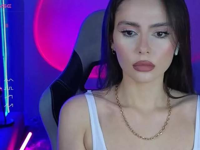 Allla on BongaCams 
