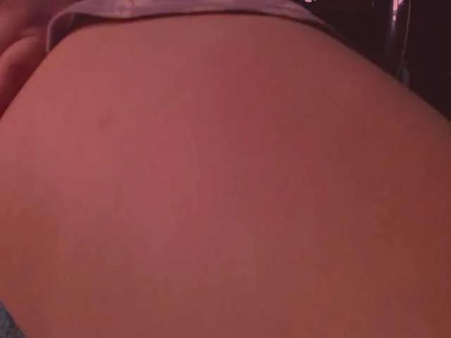 amazingtits-5D on BongaCams 