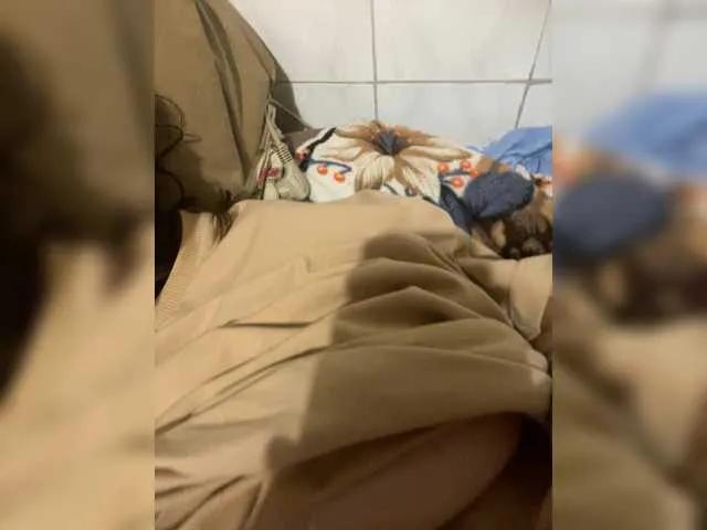 Annabelle11 on BongaCams 