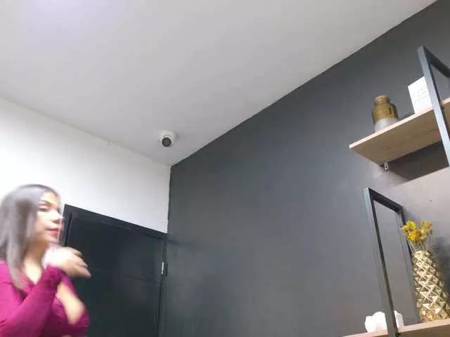 APRILHILL on BongaCams 
