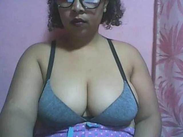 big-asssexy on BongaCams