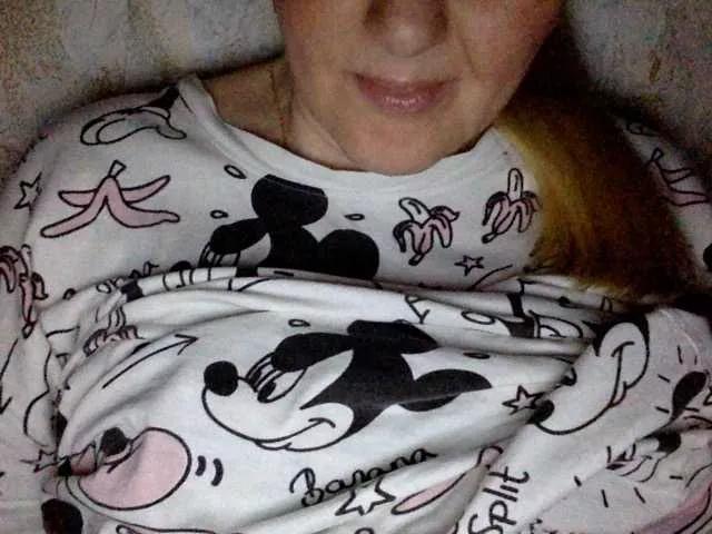 BlondyVio on BongaCams 