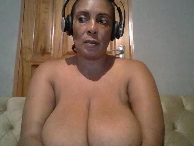 Busty8