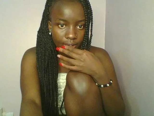 Cutiechoco on BongaCams