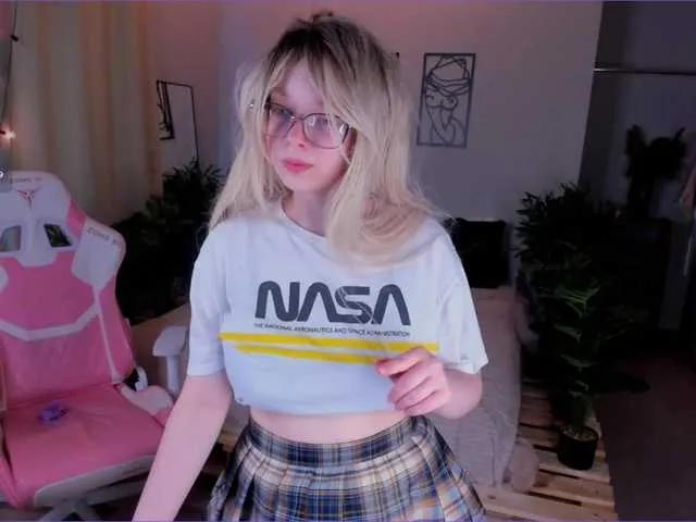Daine-Pastry on BongaCams