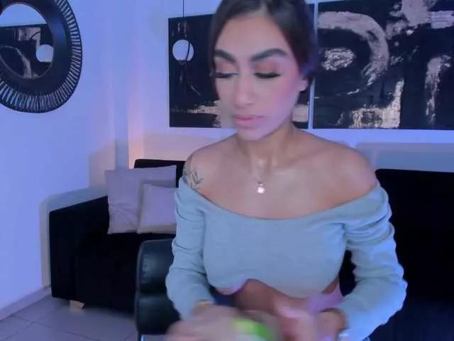 DannaCruz on BongaCams 