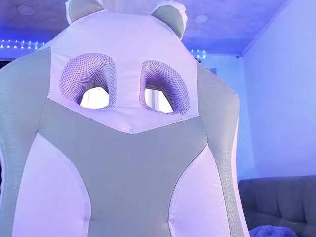 DannielaFerrer on BongaCams 
