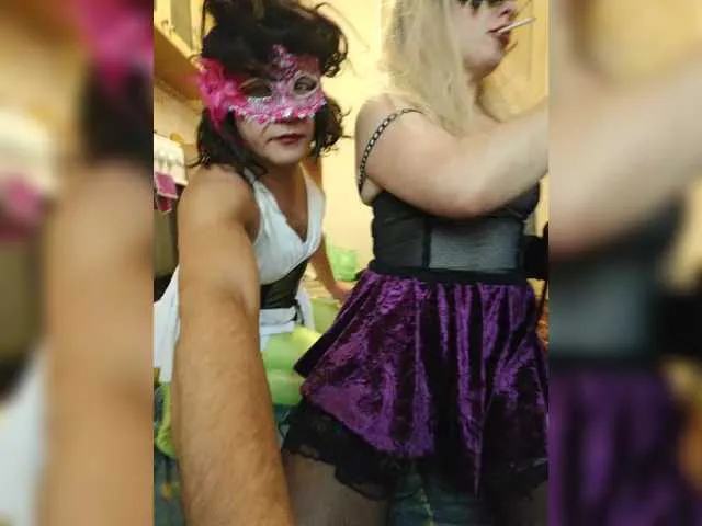 Dooomina35 on BongaCams