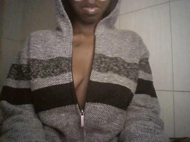 Ebonymuse on BongaCams