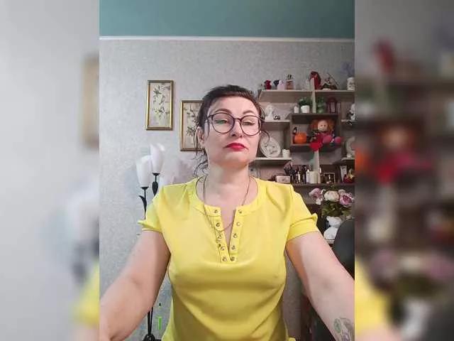 ElenaDroseraa on BongaCams 