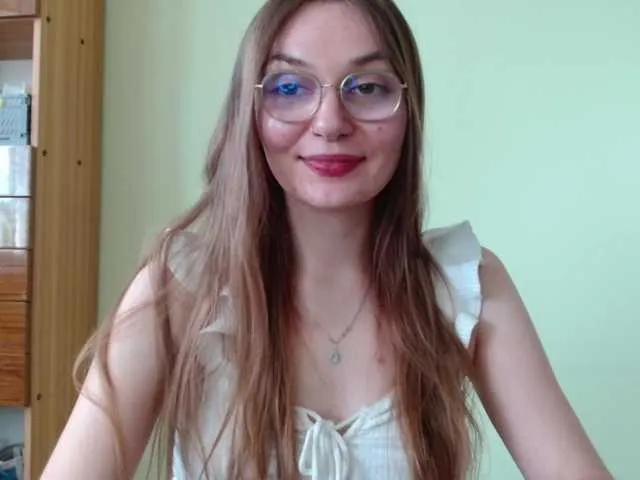Ellyxcute on BongaCams 
