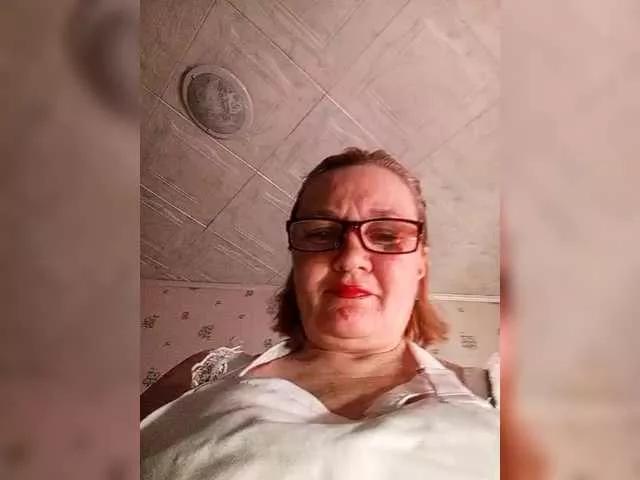 HelenaGloss