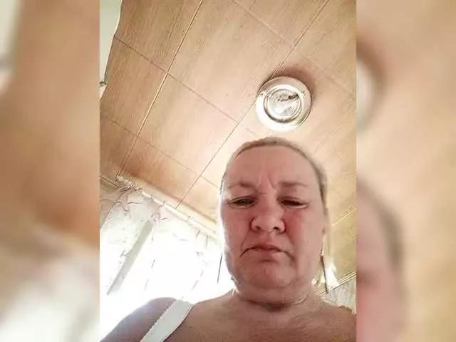 HelenaGloss