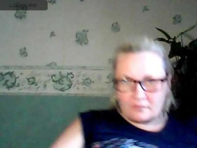 HelenaGloss