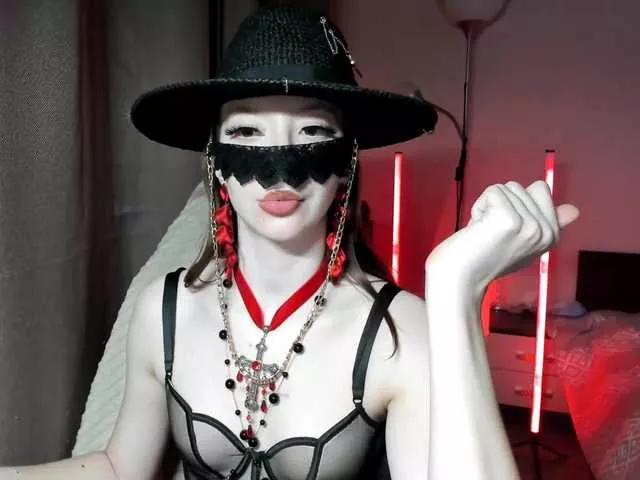 hollyharlot on BongaCams 