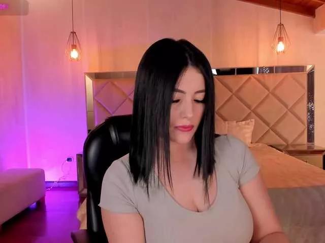 JennaOlson on BongaCams 