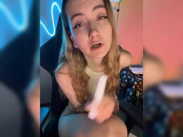 K-A-T-A-N-A on BongaCams 