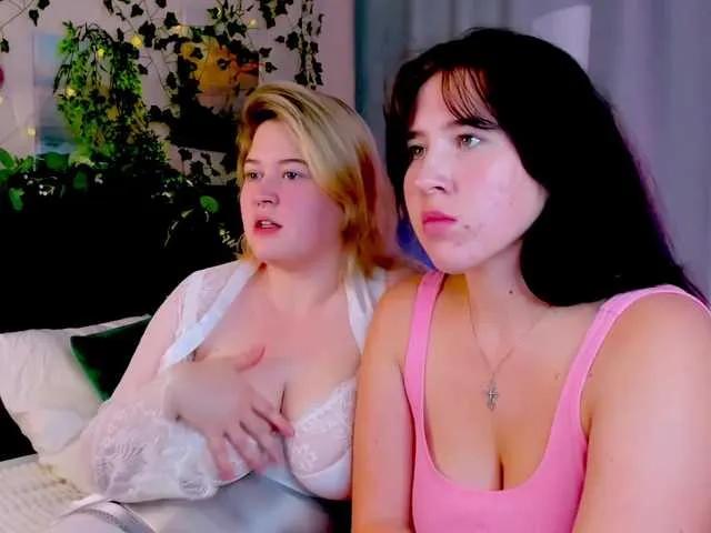 KarenDeMeow — I'm excited by experienced men, role-playing games, orgasm control, confidence and generosity
