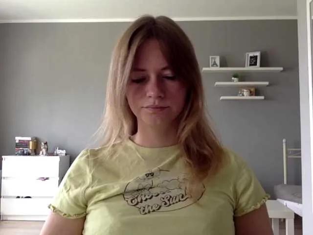 kissMillie on BongaCams 