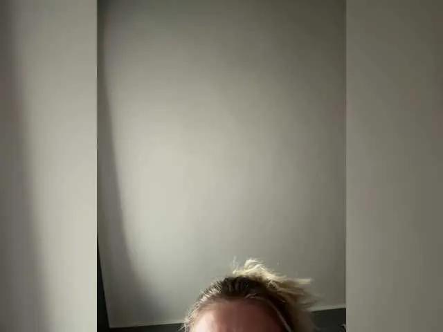 LexieSpark — A generous gentleman is always a turn on.I love confident men that are not afraid to take me to exclusive and tell me exactly what they want. I also love my tip vibe being played, which always turns me on so much! :p