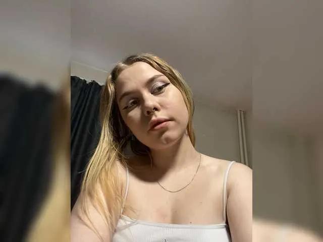 LiaRobinson on BongaCams