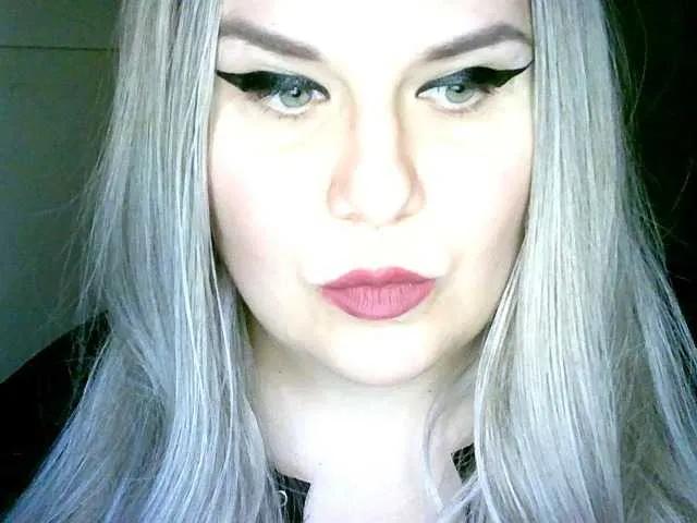 Lilbrandy1 on BongaCams