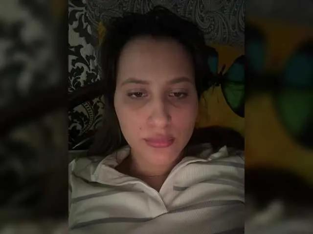 Llevie on BongaCams 