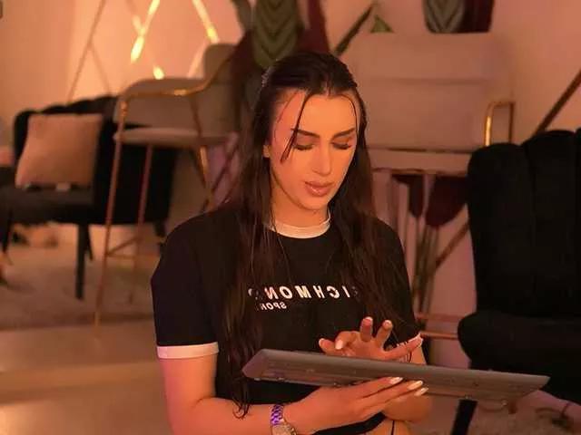 LucyxRios on BongaCams 