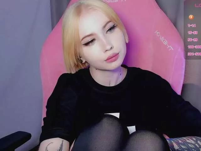luvsoak on BongaCams 