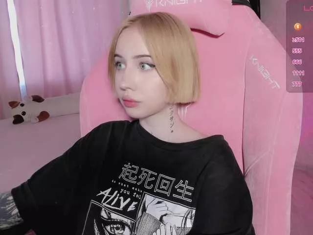 luvsoak on BongaCams 