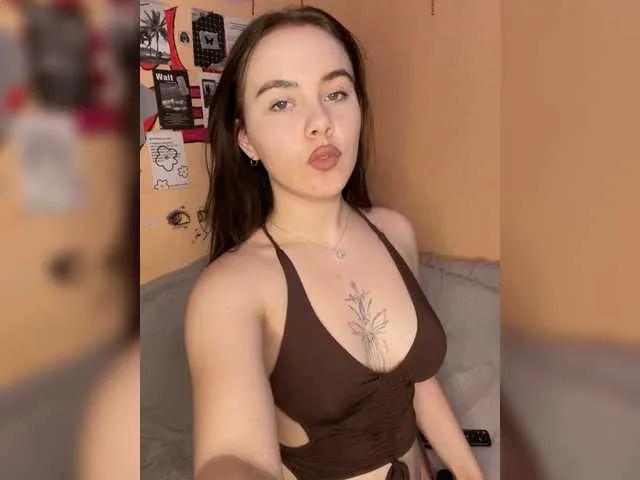 LuxxxBaby — I am turned on by affectionate words, playful communication, and generous men)