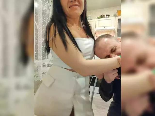 MollyDave on BongaCams 