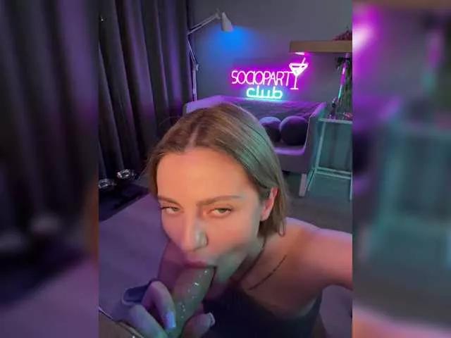 Nataliecroys on BongaCams