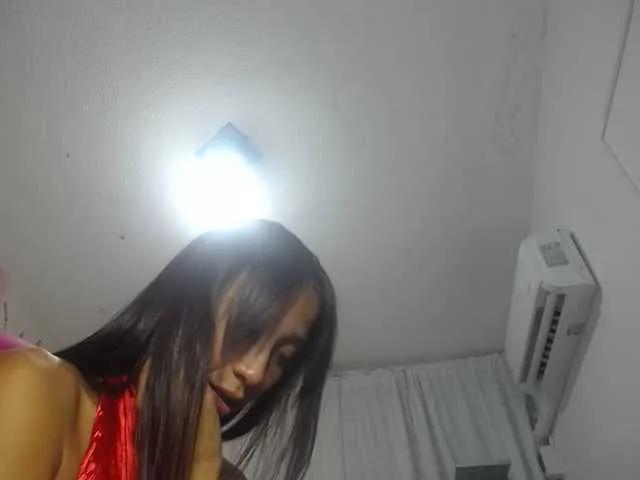 paulina-evans on BongaCams