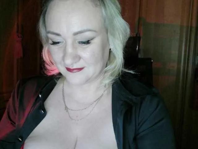 Pavuhi — I love slow teasing, gentle words, and sweet compliments whispered just for me. I get turned on by deep eye contact, playful secrets, and feeling your desire grow stronger with every minute we spend together. Respect, generosity, and a bit of mystery...