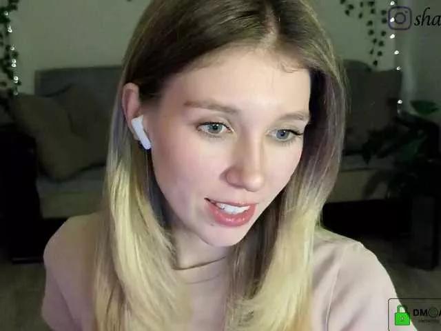 peachwinne on BongaCams 
