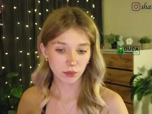 peachwinne on BongaCams 