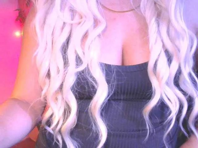 queensativa on BongaCams 