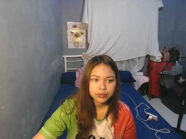 sweetiepiee on BongaCams 