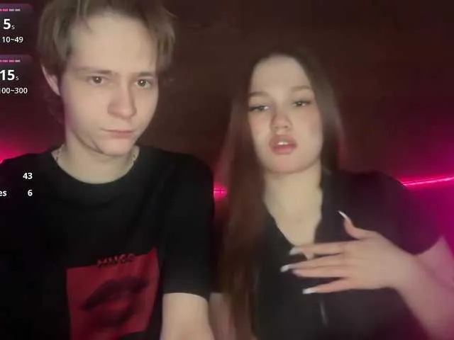 titsDestroy2007 on BongaCams