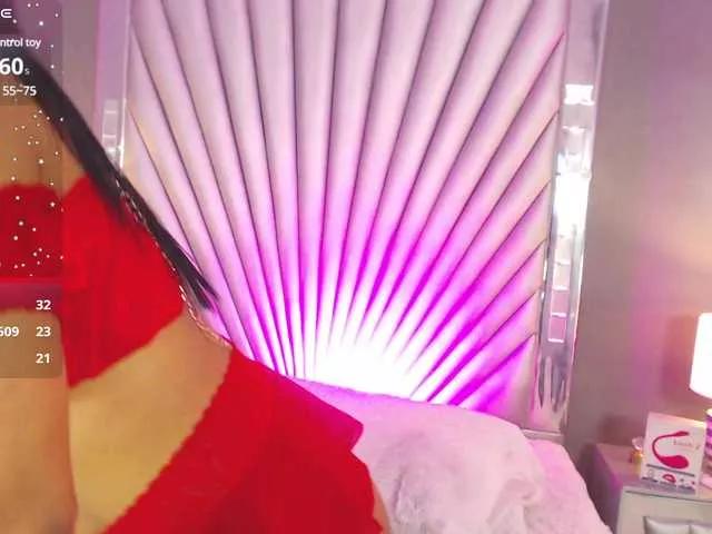 VictoriaAdams7