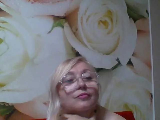 yakameliya on BongaCams 
