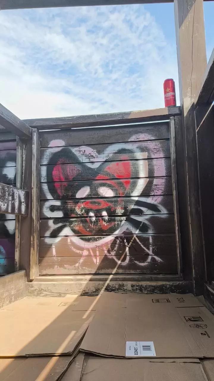 6Q87