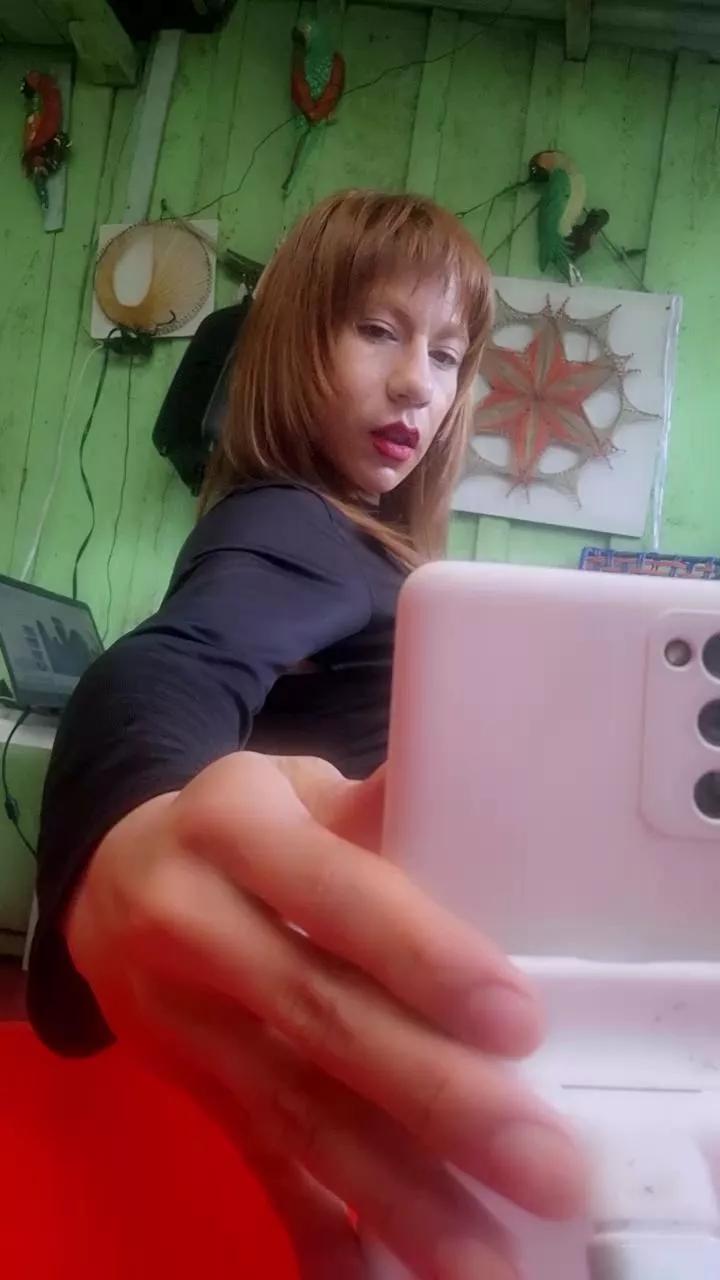 Evehampy on Cam4 