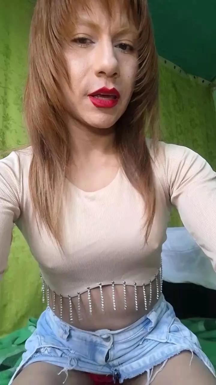 Evehampy on Cam4 